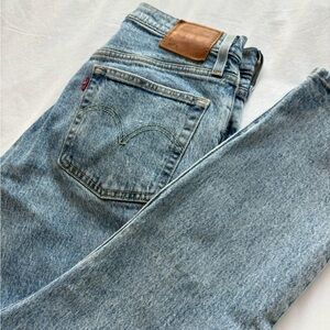 Levi’s 501 Women’s Jeans Sz 27